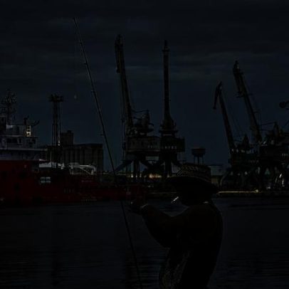 Navio com alimentos chega a Cuba para aliviar crise humanitária