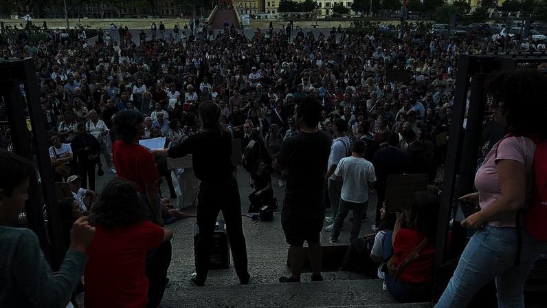 Manifestação em Lyon exige justiça para Lyhanna