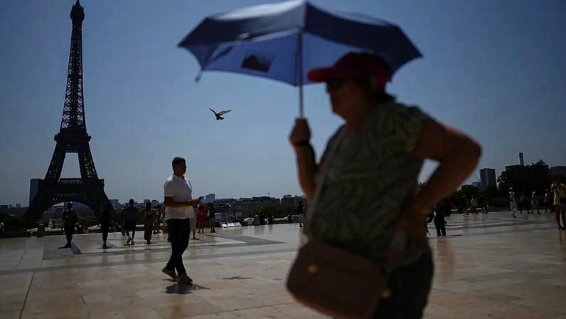 França ante onda de calor perto de 40 ºC altera rotinas de turistas