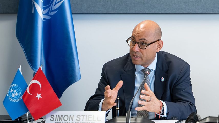 Secretário executivo da ONU para as Alterações Climáticas Simon Stiell na reunião de junho sobre o clima em Bona