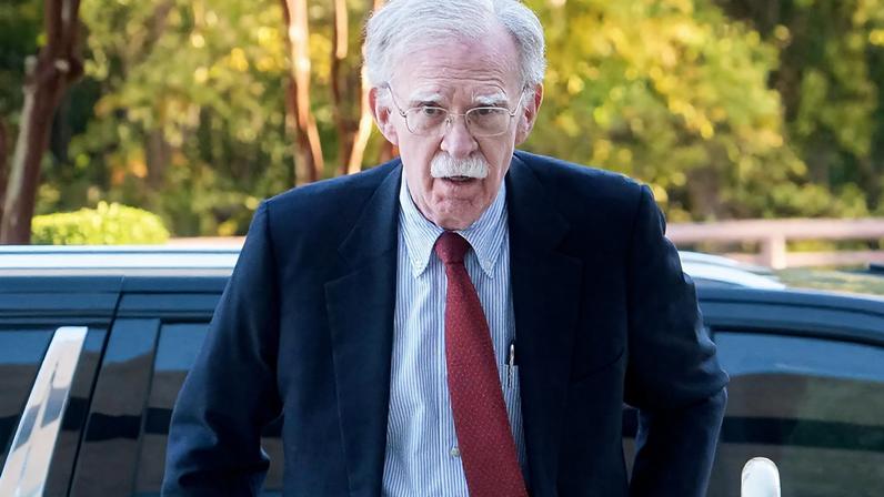 Írán manipulou Trump no acordo de paz, diz ex-conselheiro da Casa Branca