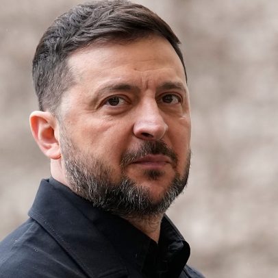 Zelensky: se a Ucrânia arder, Moscovo arderá após incêndio numa refinaria
