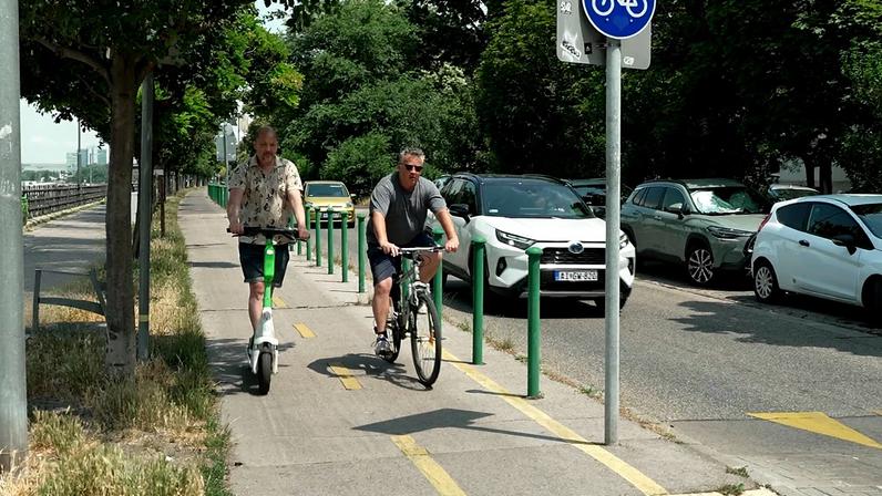 Patinadores e ciclistas em Budapeste