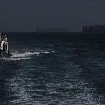 Omã: um morto e dois desaparecidos num ataque com míssil a petroleiro