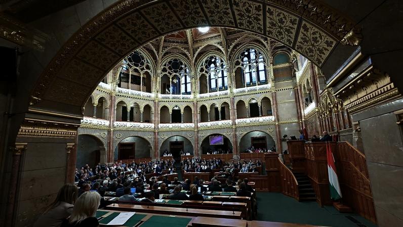 Reúne-se o parlamento húngaro