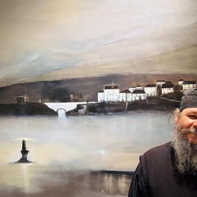 Na ilha de Andros, mosteiro bizantino acolhe arte grega contemporânea