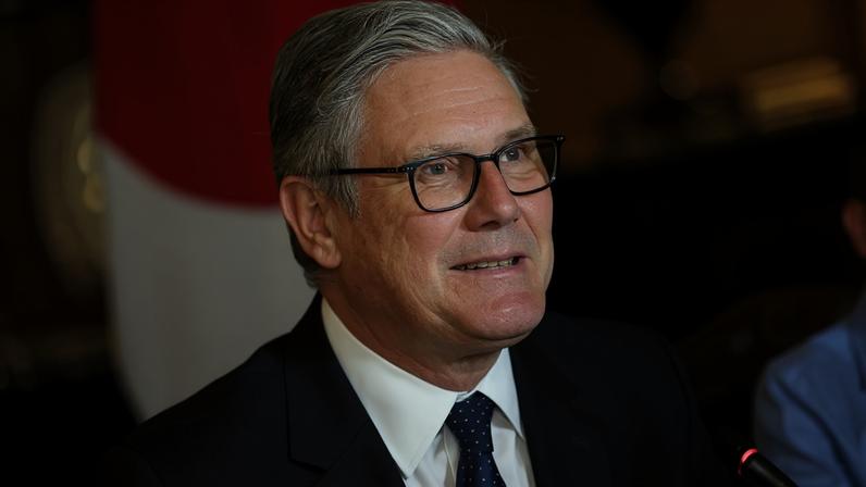 Keir Starmer promete restrições mais duras ao acesso de menores às redes sociais do que na Austrália
