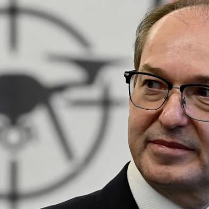 Risco de ataque com drones ao Bundestag aumenta, alerta Dobrindt