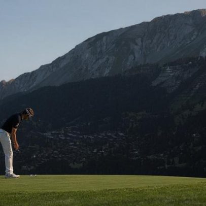 Europa abraça playcation: estâncias alpinas combinam esqui e golfe