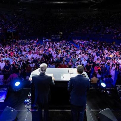 Pastor de Trump apresenta auge evangélico em Madrid antes da visita do Papa