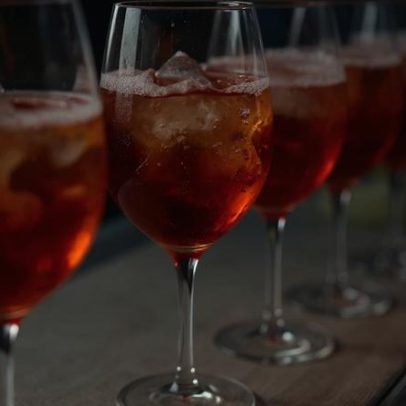 Índice Aperol Spritz mostra cidades europeias com aperitivos baratos