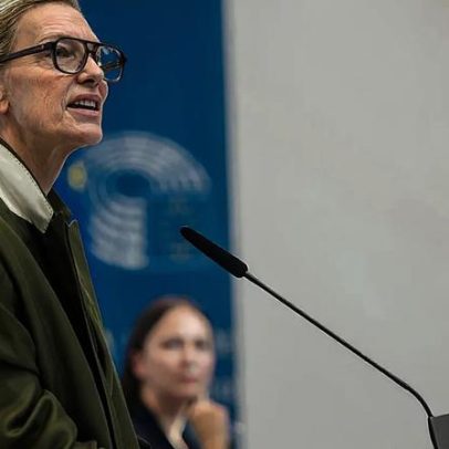 Celebridades protegem identidade de artistas frente à IA