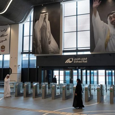 Comboios Abu Dhabi–Dubai arrancam em setembro