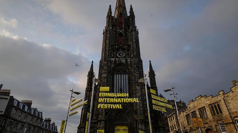 Festival Internacional de Edimburgo 2026 torna-se espaço sem telemóveis