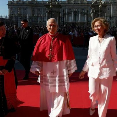 Rainha Sofia faz história ao recuperar privilégio histórico diante de Leão XIV