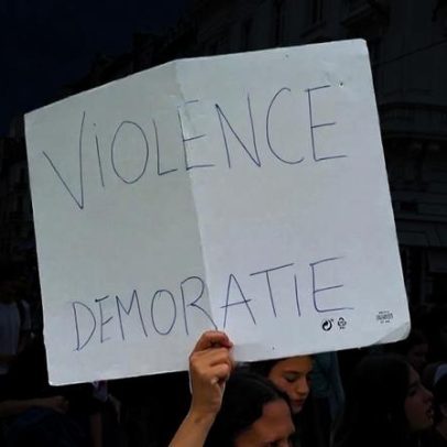Milhares de belgas protestam contra alegada violência policial em Bruxelas