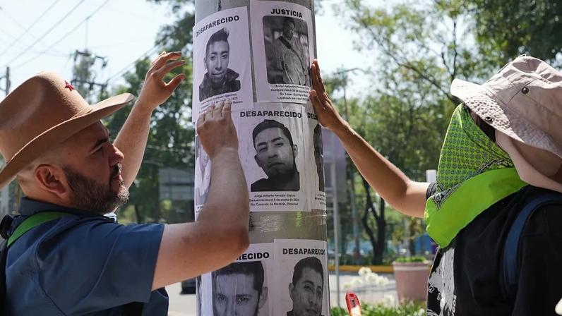 Famílias de desaparecidos no México usam o Mundial para pedir socorro