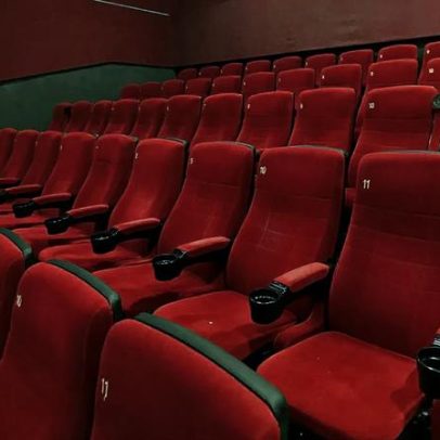 Bairro de Paris combate onda de calor com iniciativa Cine-clim
