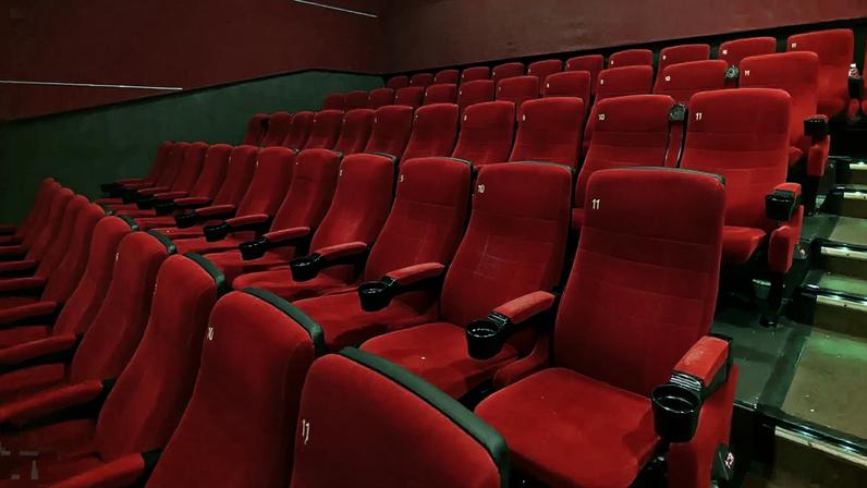 Bairro de Paris combate onda de calor com iniciativa Cine-clim