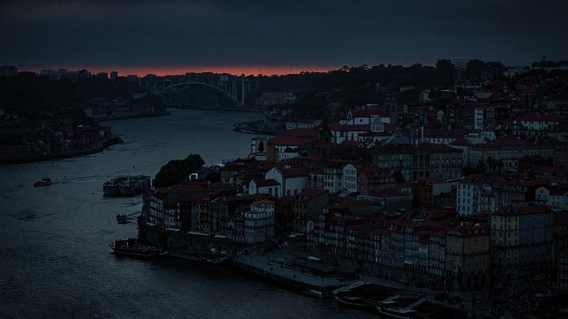 A programação do BABELL decorrerá em espaços no centro do Porto, com distâncias pensadas para serem percorridas a pé em cerca de quinze minutos