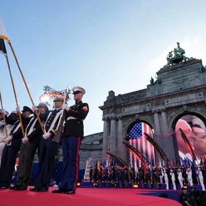 Protestos em Bruxelas durante festa da independência dos EUA