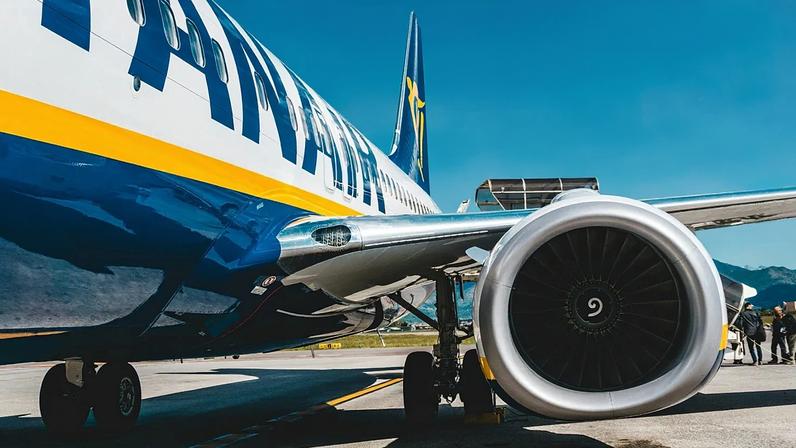 Entidades reguladoras investigam taxas de lugares da Ryanair para famílias