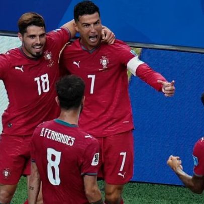 Portugal goleia Uzbequistão; Inglaterra empata com Gana