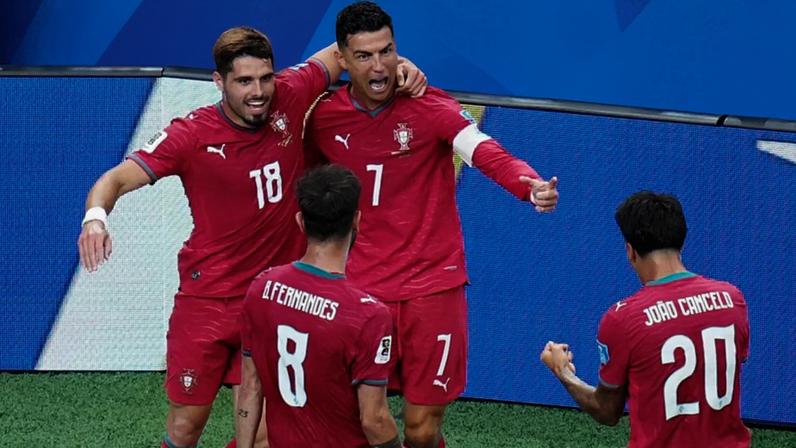 Portugal goleia Uzbequistão; Inglaterra empata com Gana