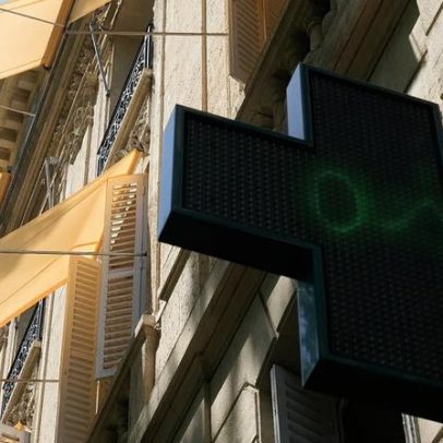 Onda de calor na Europa encerra escolas, proíbe álcool e reduz comboios