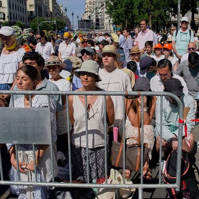 Portugueses juntam-se a milhares de fiéis para ver o Papa em Madrid