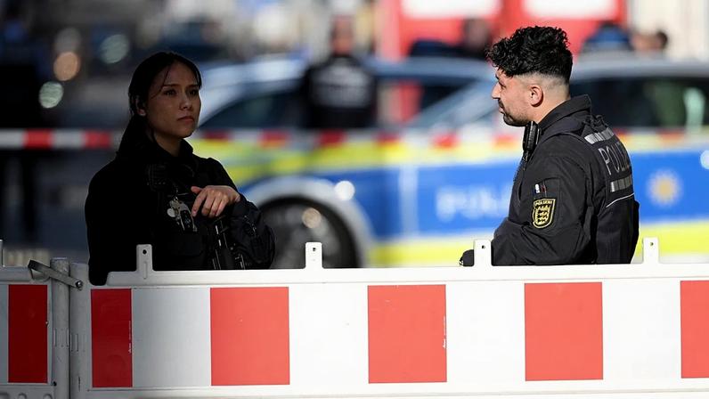 Pelo menos cinco mortos num tiroteio no norte da Alemanha, diz polícia