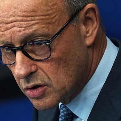 Merz discursa sobre UE e Ucrânia; oposição chama chanceler de fracassado