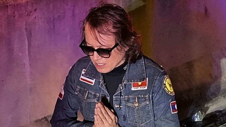 Tailândia: 'Michael Jackson' condenado por morte em acidente por embriaguez