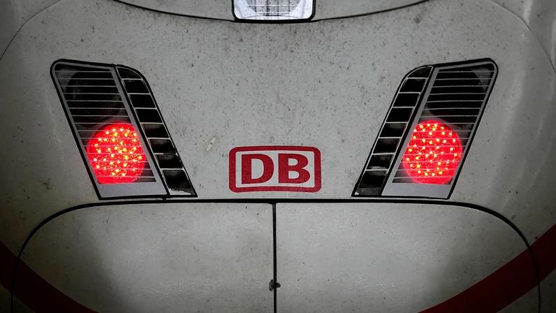 Avaria na Deutsche Bahn provoca pedidos de reembolso de táxi na Alemanha