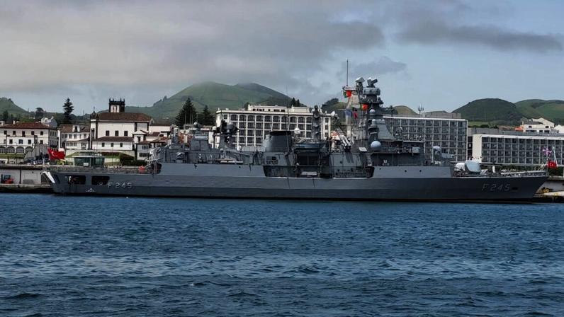Portugal assume papel central e navios da NATO chegam aos Açores
