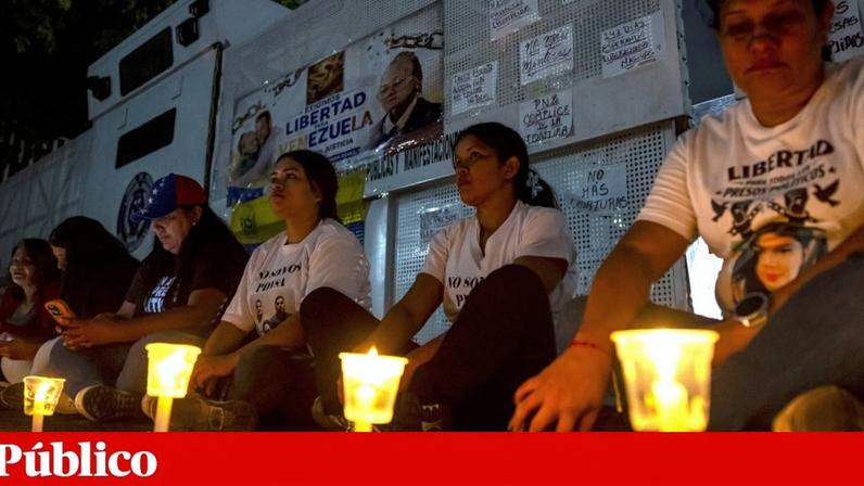 Famílias denunciam transferência de presos políticos na Venezuela durante vigília