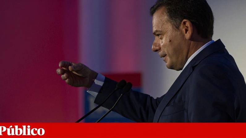 Montenegro questiona a oposição sobre a ideia de moralizar apoios sociais