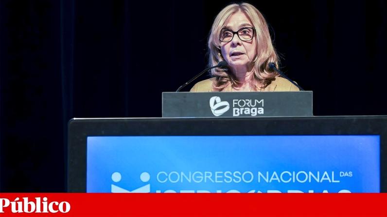 Ministra diz que tratar utentes com altas proteladas é prioridade nacional