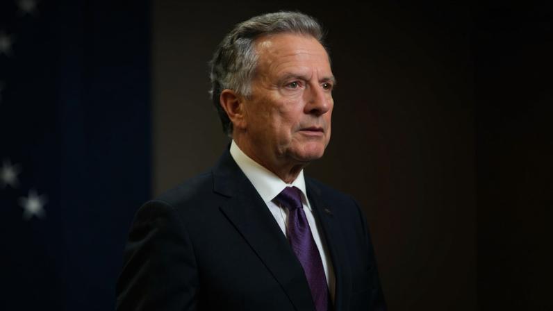 Irão: Negociadores de Trump procuram apoio de peritos nucleares após críticas