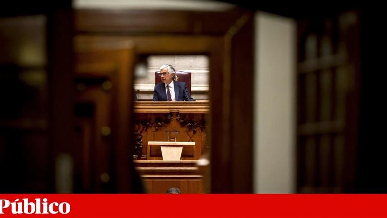 José Pedro Aguiar-Branco tem defendido que os partidos devem poder apresentar as suas propostas no Parlamento e que são os outros partidos a escrutiná-las