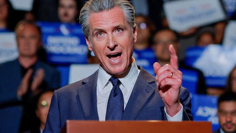 Newsom afirma estar sob investigação a mando de Trump