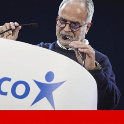 Bloco de Pureza realiza concertos na sede e na rua; críticos dizem que nada muda