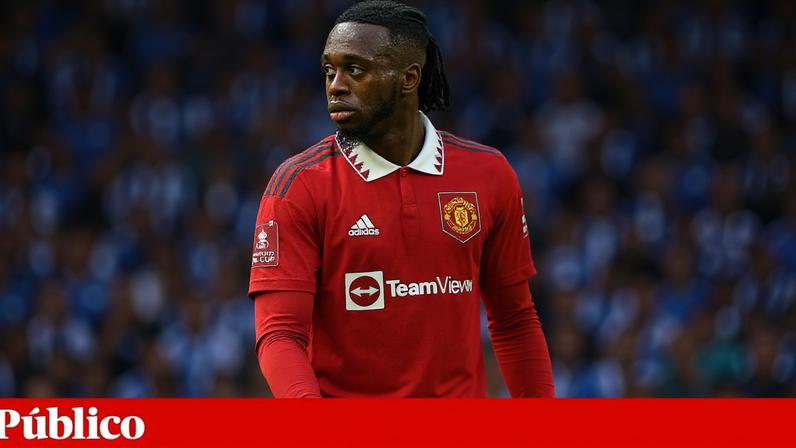 Aron Wan-Bissaka, aqui com a camisola do Manchester United