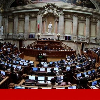 PS pede ao Parlamento pronúncio sobre convites a líderes para jogos do Mundial