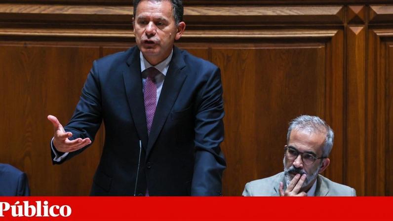 Montenegro e Ventura aproximam-se em lei laboral e críticas ao PS