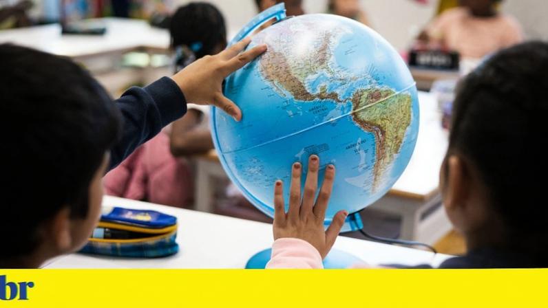 Chegada de brasileiros faz vila portuguesa reabrir salas de aulas fechadas
