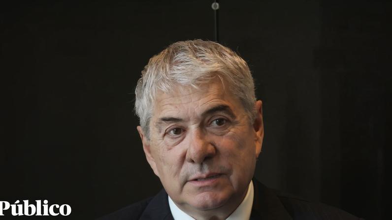 Sócrates falha tentativa de afastar advogado oficioso; conflito persiste