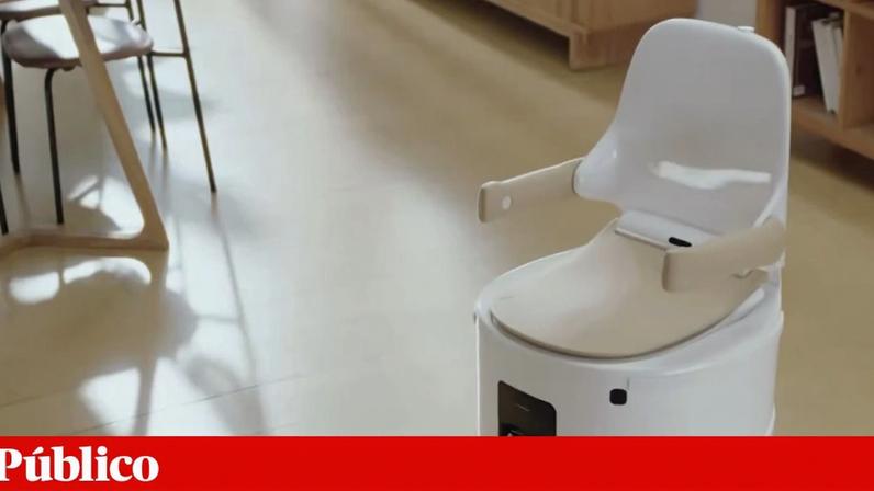 Sanita robótica move-se sozinha até ao utilizador