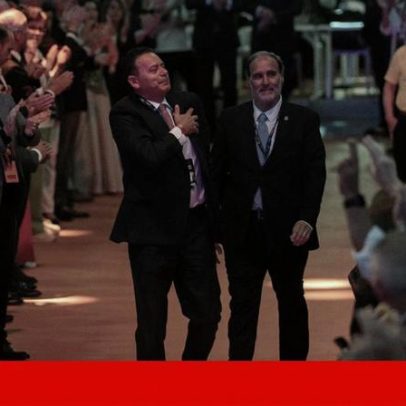 Primeiro dia de congresso: ataque à oposição e homenagem a Montenegro