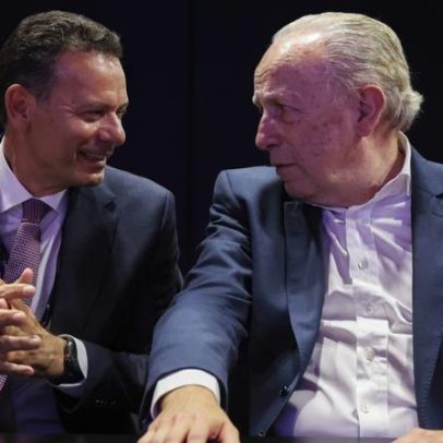 Santana Lopes regressa ao PSD sem pedir desculpa